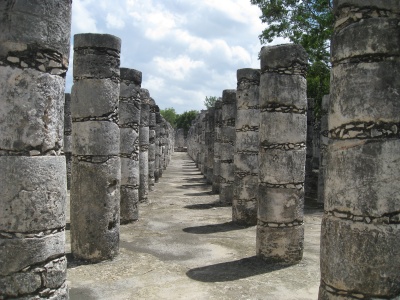 chichen_columns.jpg