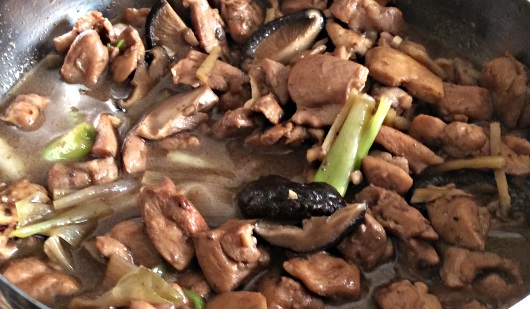 Soy-braised Chicken and Mushrooms 